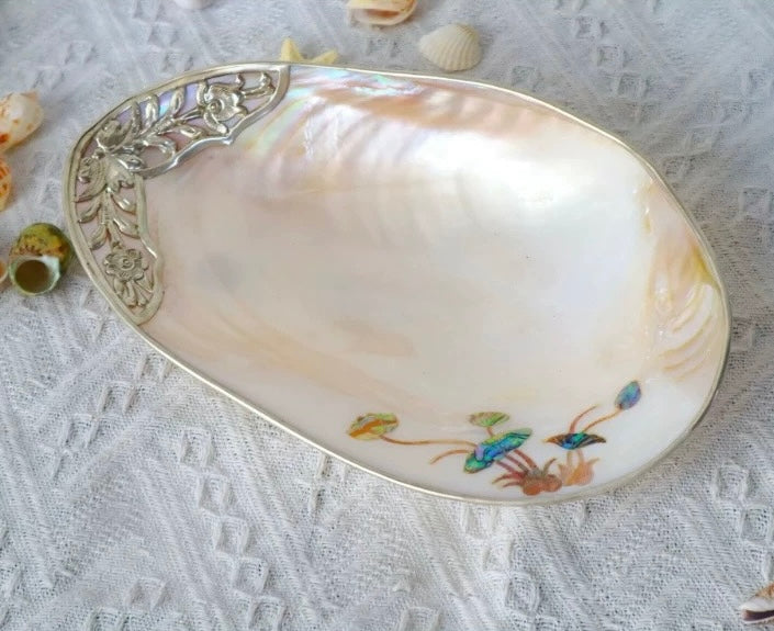 Peach Silver Copper Trim Symbol of Immortality and Wealth Dish Seashell Dish Natural Large Deep-Sea shell Plate & Carvings Shell