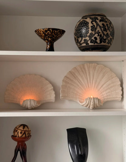 Natural Sandstone Shell Candle Holder Wall Sconce – Handcrafted Seashell Sculpture Art Decor, Coastal Boho Wall Hanging Candle Lamp for Home Interior